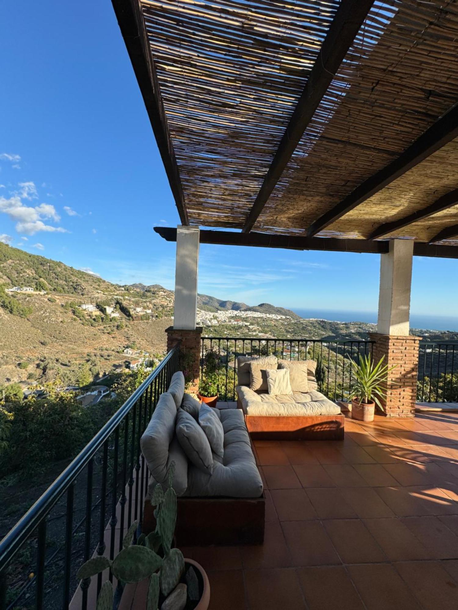Villa En Frigiliana Con Piscina, Jacuzzi Y Espectaculares Vistas Luaran gambar
