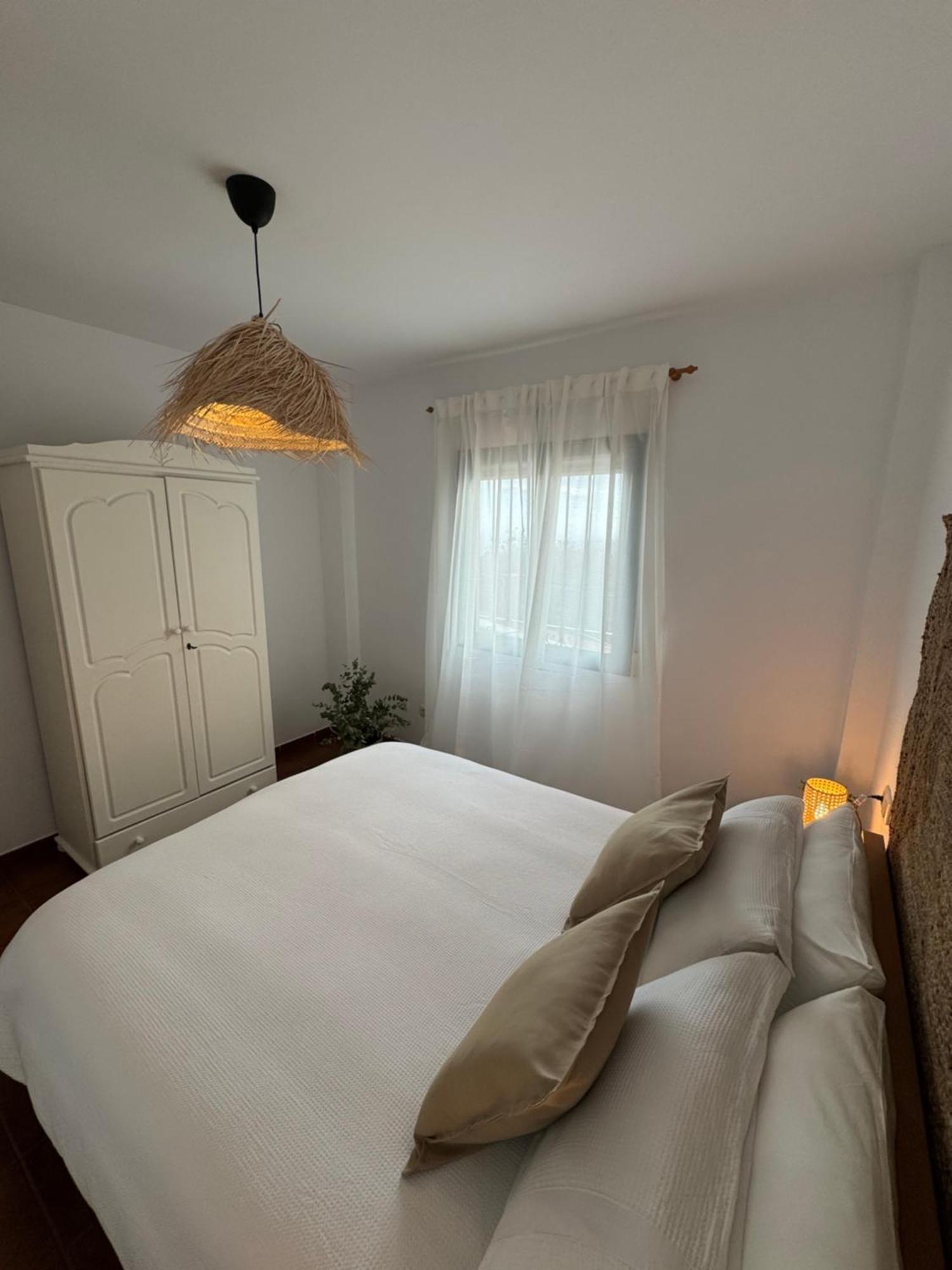 Villa En Frigiliana Con Piscina, Jacuzzi Y Espectaculares Vistas Luaran gambar
